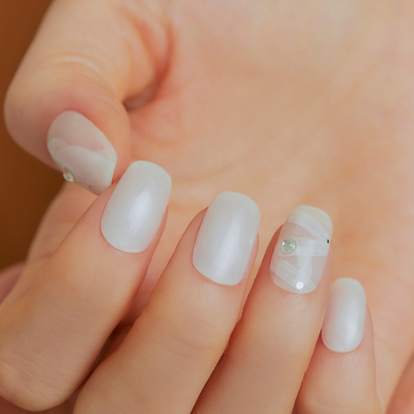 N Ballet Blanc Nail