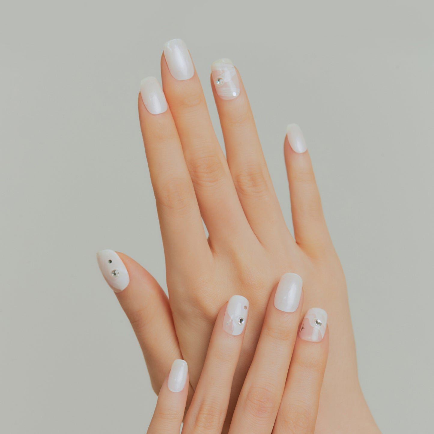 N Ballet Blanc Nail